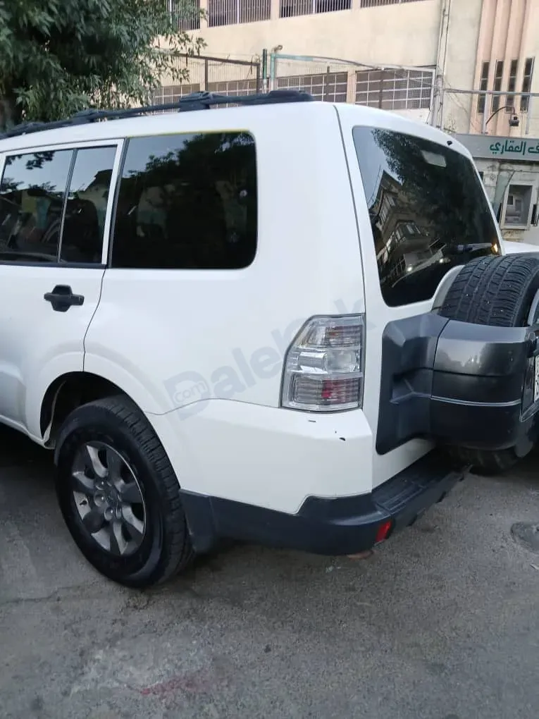 uploads/advertisements/images/للبيع_ميتسوبيشي_باجيرو_موديل_2012_في_دمشق__5_-1786218347681.webp