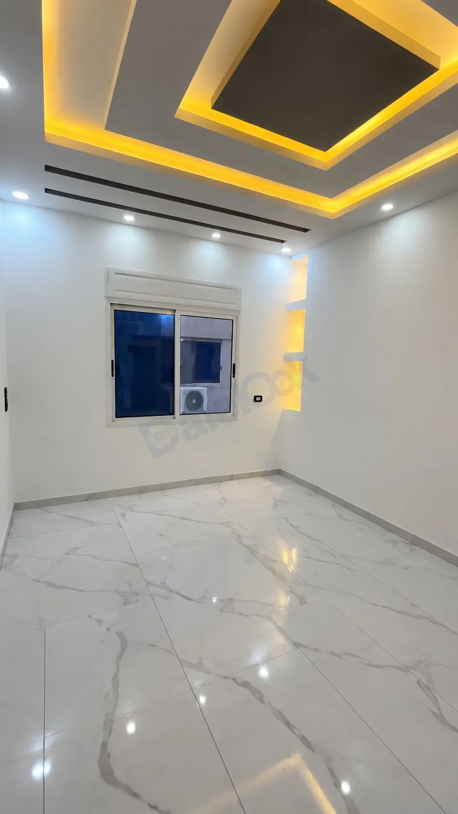 To sell an apartment in Jaramana, Al-Wahda neighborhood