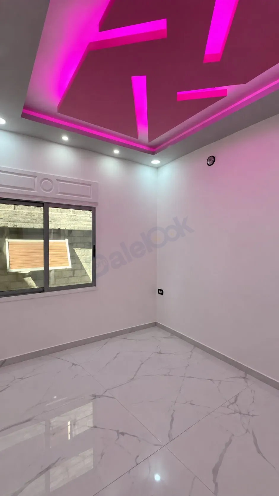 To sell an apartment in Jaramana, Al-Wahda neighborhood