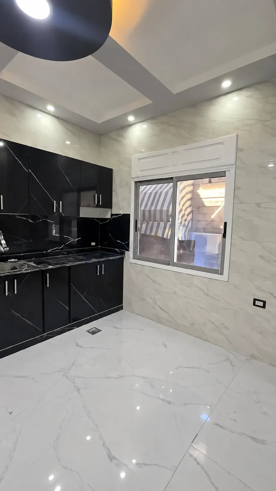 uploads/advertisements/images/لليبع_شقة_في_جرمانا_حي_الوحدة__9_-1788742707819.webp