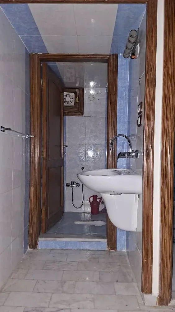 uploads/advertisements/images/منزل_للآجار_في_حلب_حي_الأعظمية__8_-1787088046888.webp