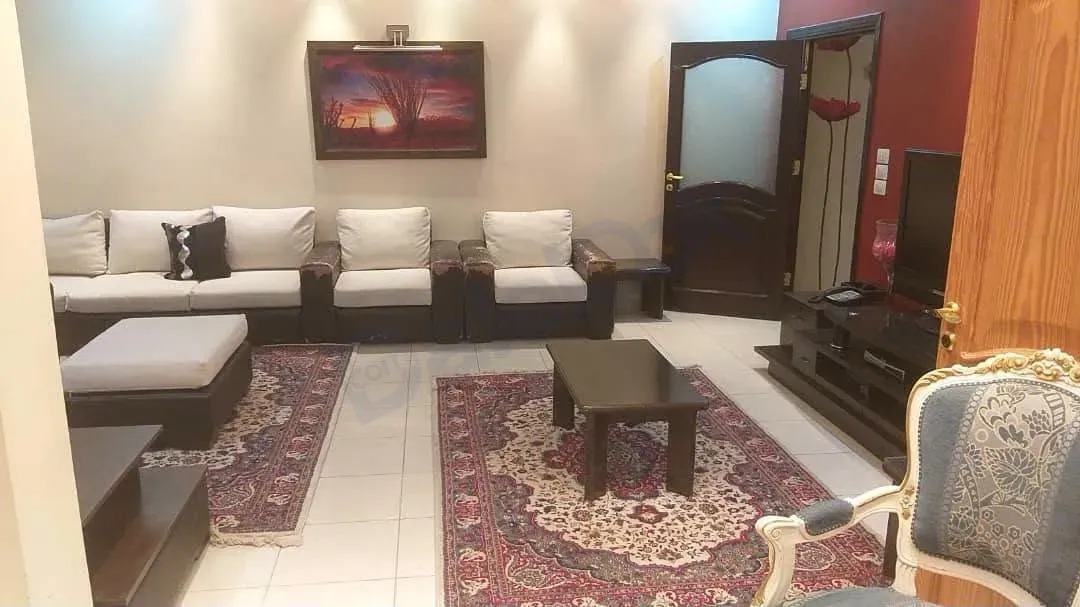 uploads/advertisements/images/منزل_مفروش_للإيجار_السنوي_في_مشروع_دمر__جمعية_الولاء__5_-1792189570232.webp