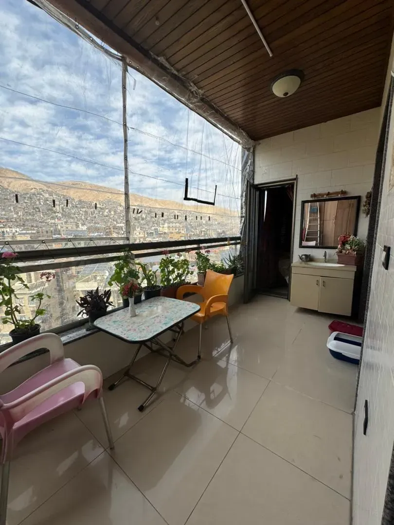 uploads/advertisements/images/منزل_مميز_للبيع_في_دمشق_شارع_برنية_خلف_مشفى_هشان_سنان__4_-1791068906715.webp