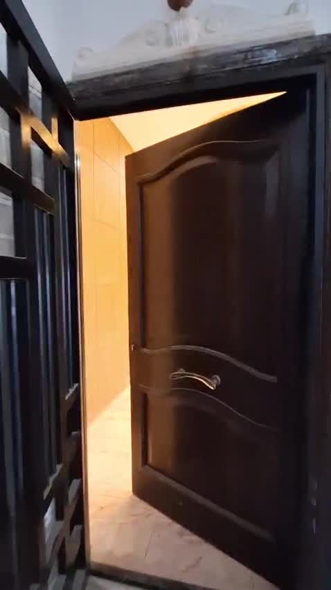 شقه للبيع الموقع ريف دمشق كفر بطنا.mp4