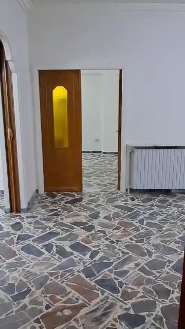 للإيجار السنوي منزل فاضي في الميدان.mp4