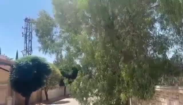 للبيع أرض مميزة وبسعر لقطة في يعفور شارع الفيحاء.mp4