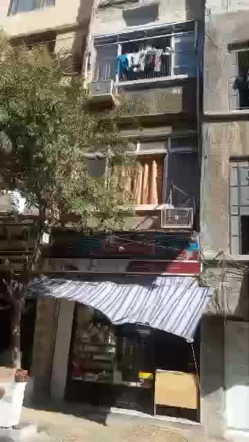 للبيع بناء كامل مع محل تجاري في مساكن برزة.mp4