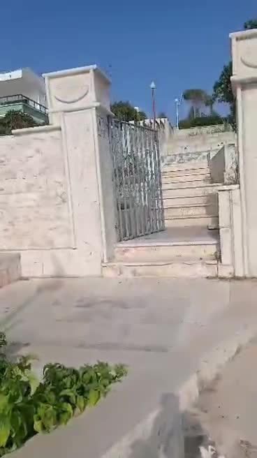 للبيع شاليه في اللاذقية من المالك 1.mp4