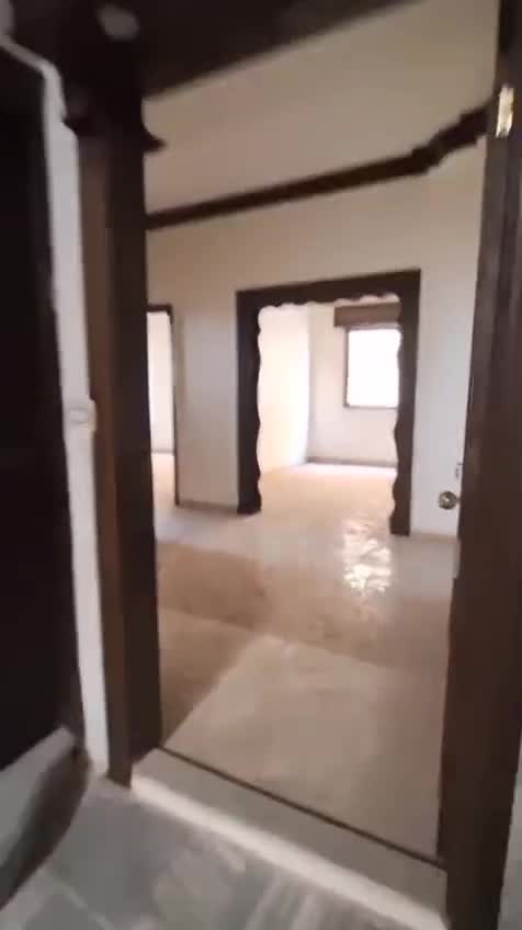 للبيع شقة  في ريف دمشق كفر بطنا شارع ال 14.mp4