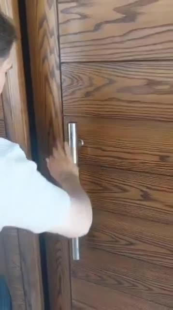 للبيع شقة بشارع خالد بن الوليد – الشريبيشات.mp4