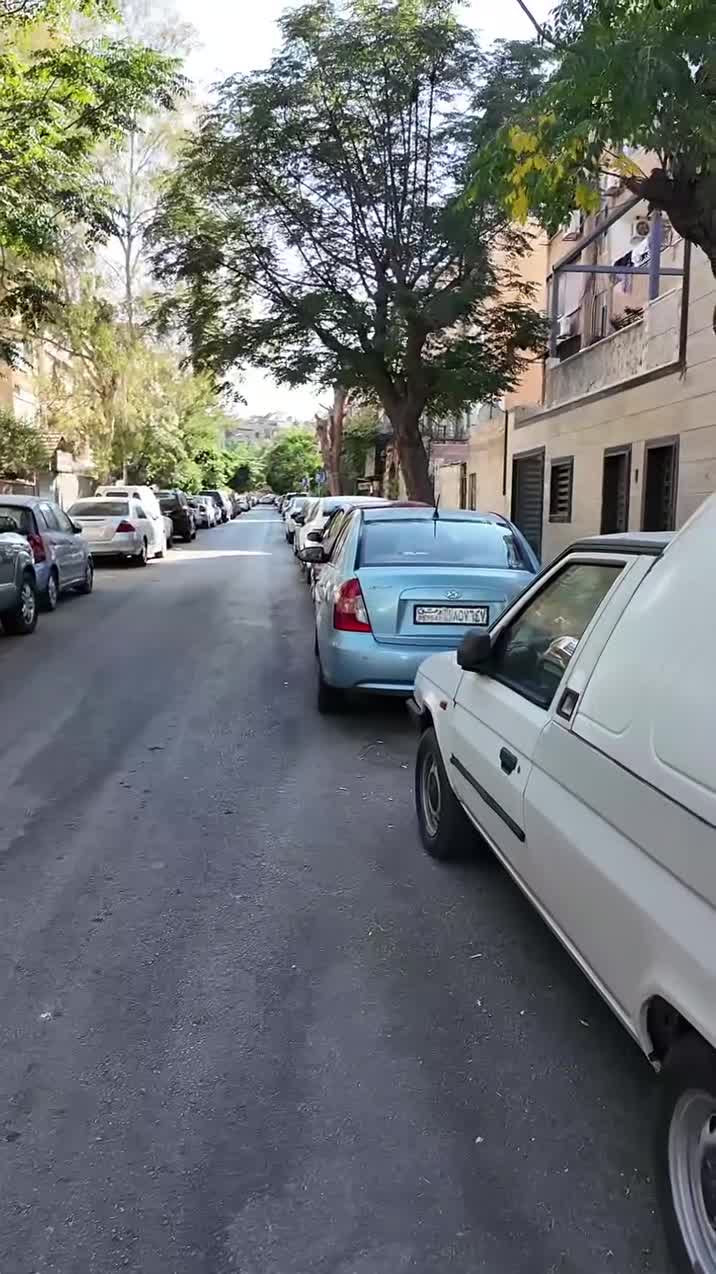 للبيع شقة في المزة شارع المدارس.mp4