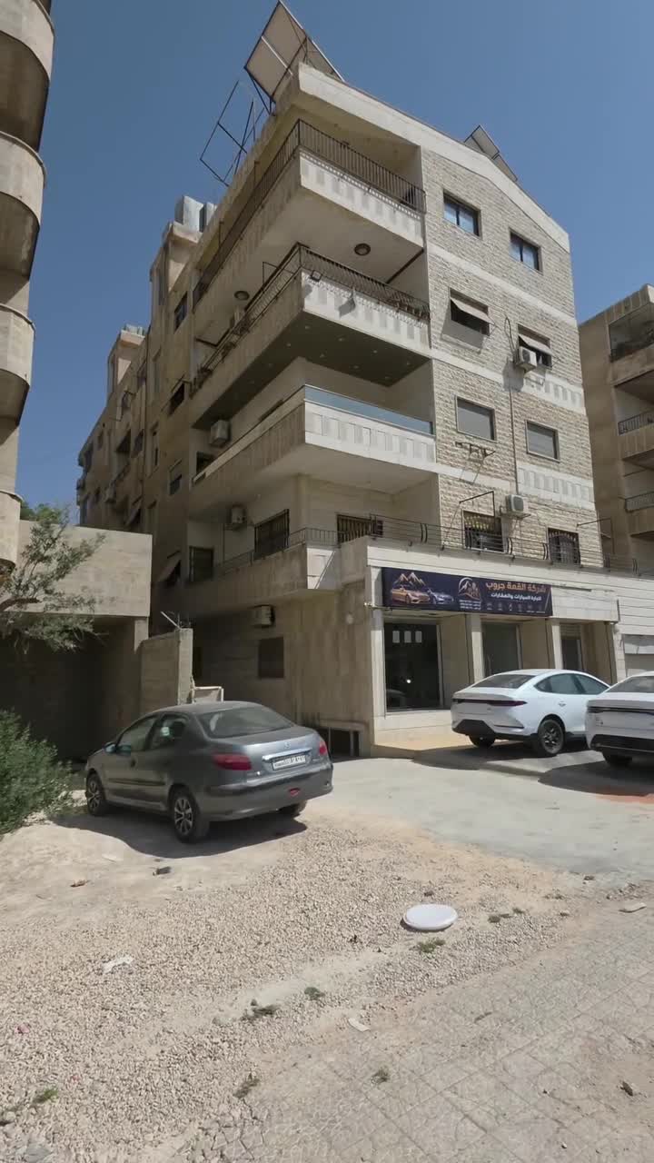 للبيع شقة في جديدة عرطوز البلد الاوتوستراد.mp4