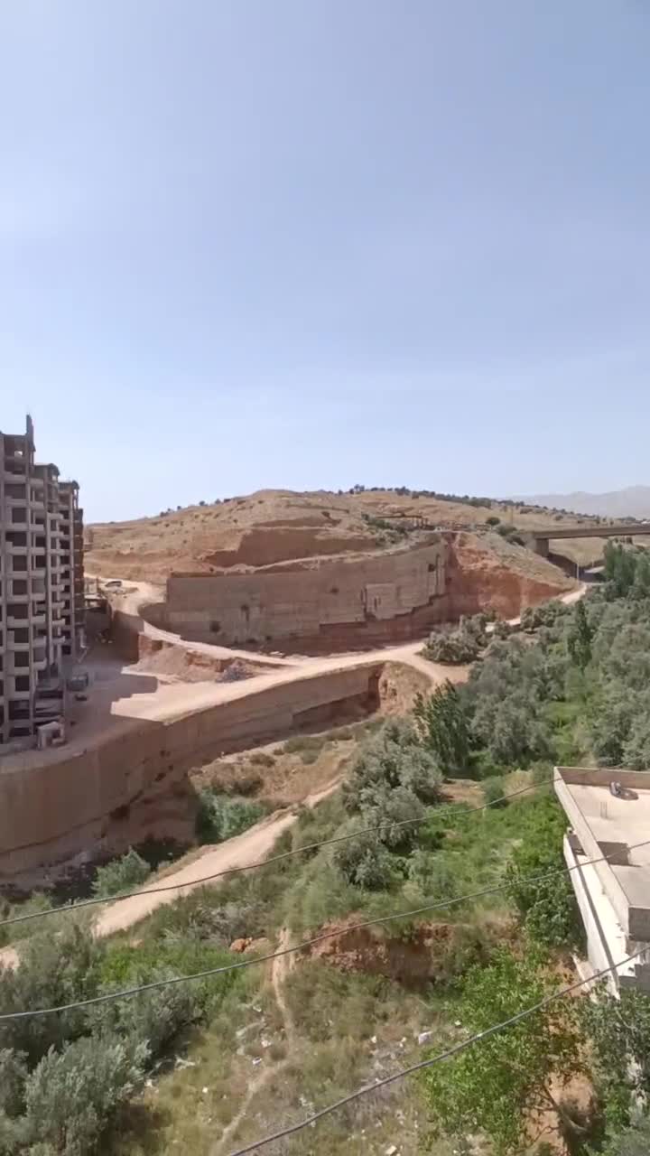للبيع شقة في جمرايا.mp4