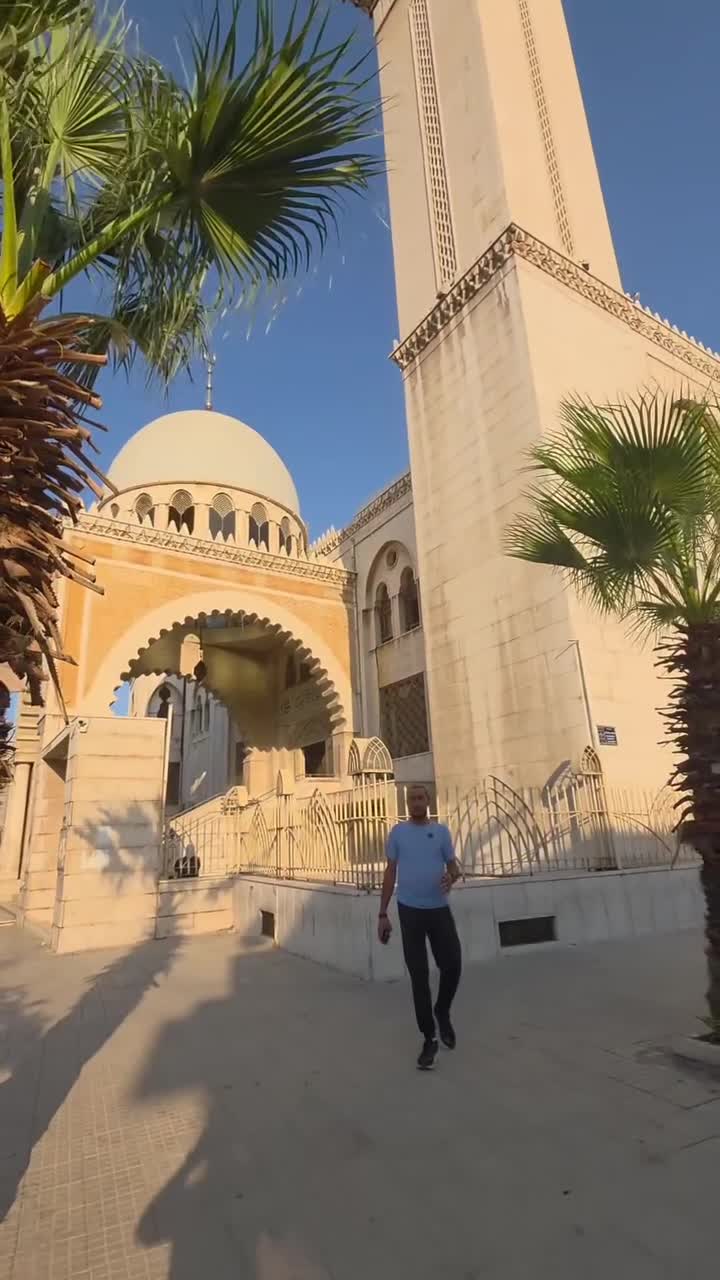 للبيع شقة في دمشق الزاهرة قرب جامع الرضا.mp4