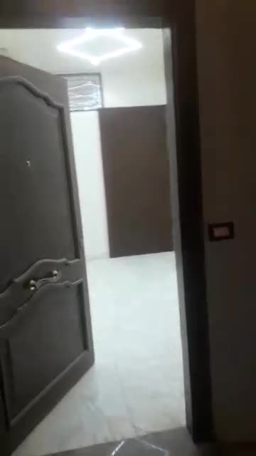 للبيع شقة في دمشق زملكا شارع الشوام.mp4
