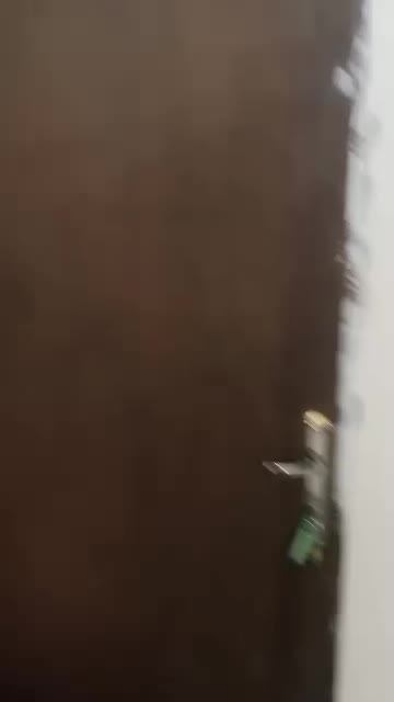 للبيع شقة في دويلعه كشكول شارع الاغلبيه.mp4