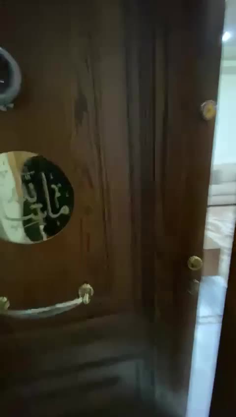للبيع شقة في صحنايا شارع الفرن بناء معهد المنير.mp4