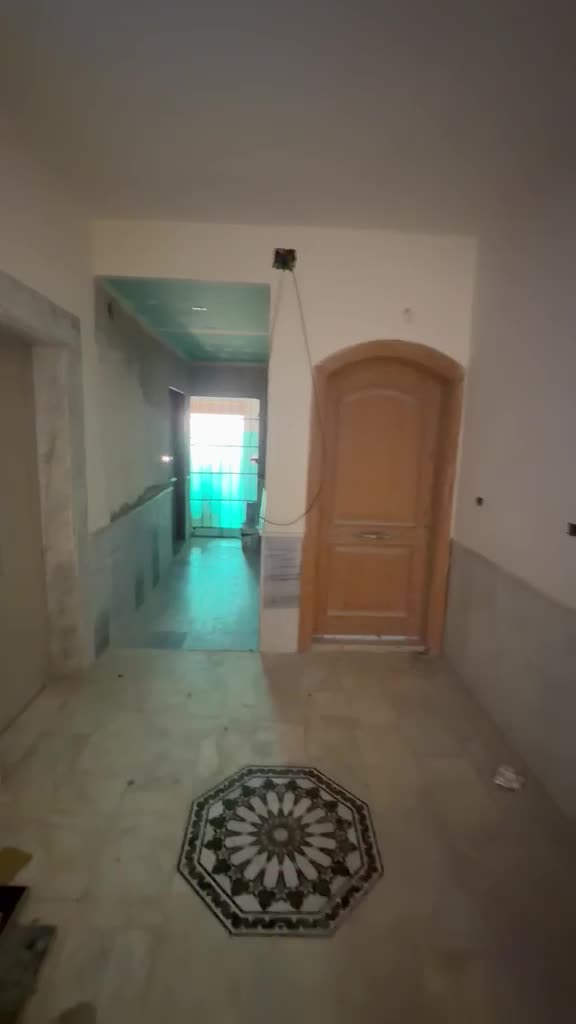 للبيع شقة مكسية حديثا بقدسيا شارع الروضة.mp4