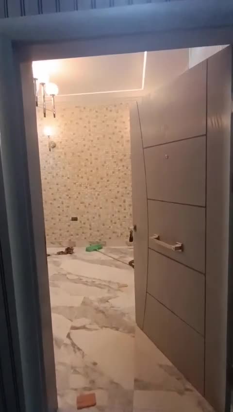 للبيع شقة مميزة في الهامة قرب موقف السكة.mp4