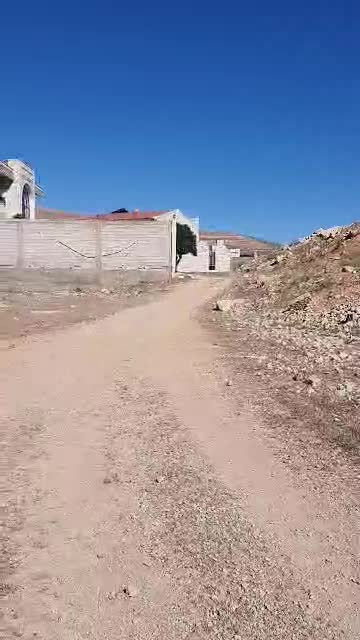 للبيع فيلا على العضم في كروم مضايا.mp4