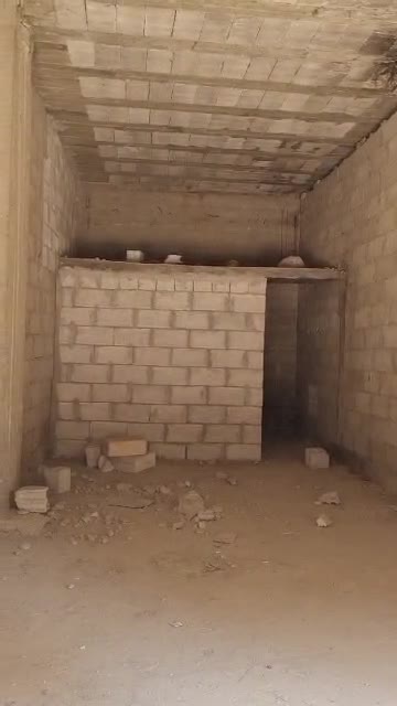 للبيع محل تجاري على العضم من المالك في عين ترما.mp4