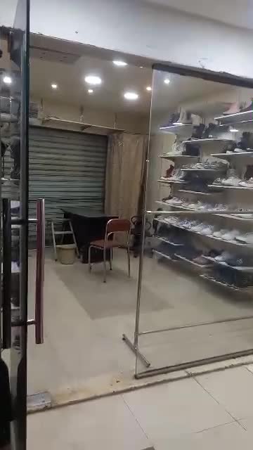 للبيع محل في قدسيا ضمن مول ميرابيلا.mp4