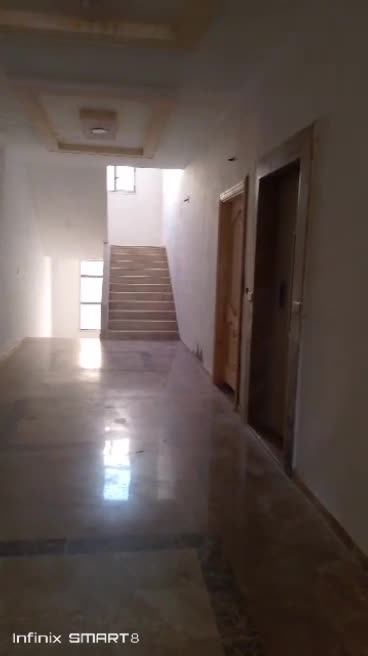 للبيع منزل في عقربا بنايات التنظيم.mp4