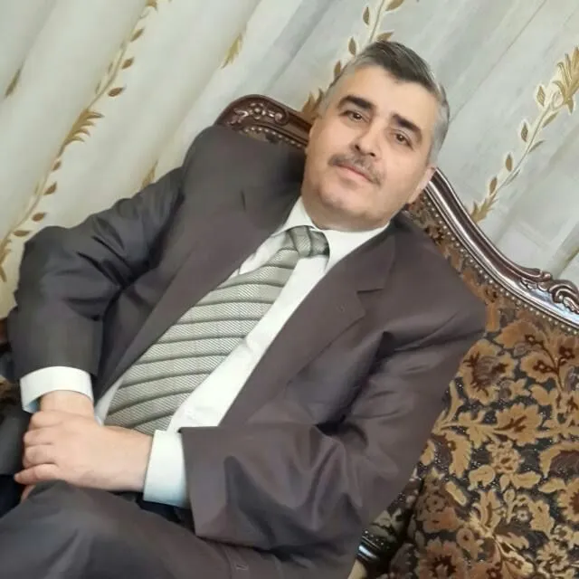 أبو أيمن